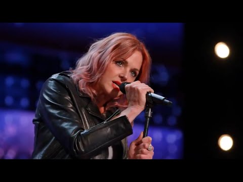 Storm Large earns standing ovation from judges on 'America's Got Talent'