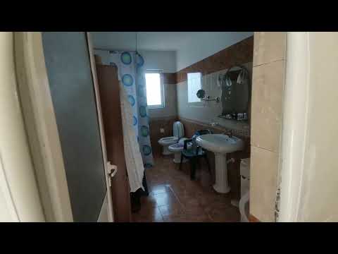 Shitet apartament 2+1 ne katin e dyte te nje ndertese private Vlore