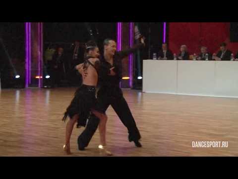 Valentin Kosmachev - Alena Kochengina RUS | Samba | 1/2 WDSF World Open Latin - Moscow 2018