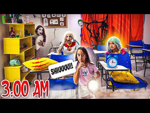 PASSAMOS A NOITE NA ESCOLA DE SUPER VILÕES E DESCOBRIMOS UM GRANDE SEGREDO!