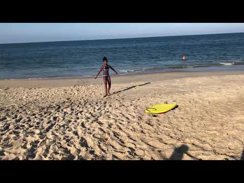 beach video// Janelle Tumbles