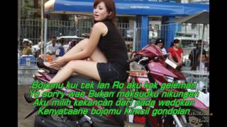 Hip hop terpopuler 2017 Aku Ra Nikung, (lirik)