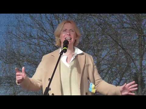 Gintarė Karaliūnaitė- Mažeikių mugėje ,,DEBESĖLIS,''  2022.03.12.