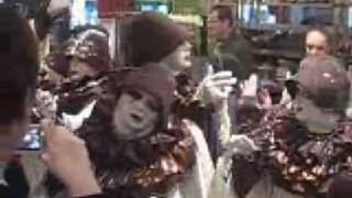 preview picture of video 'Les Rambaiurs - Limoux Carnival  - 7/Feb/2009'