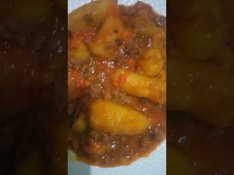 Minced meat and Green banana recipe😋😋Easy and Delicious 🇧🇮🇧🇮Burundian meal🇧🇮🇧🇮