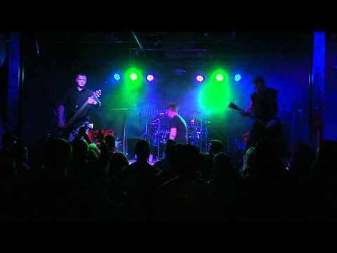 Impending Lies  Fall To Pieces Live ( May 27, 2011)