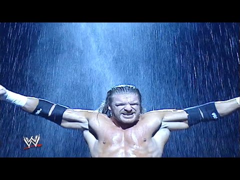 Triple H w/ Ric Flair vs Chris Benoit - Raw 2/5/05 (1/2)