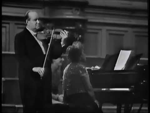 David Oistrakh - Debussy Prelude "A girl with flaxen hair"