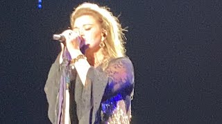 Kelly Clarkson - Can I Have A Kiss (7/29/23) chemistry - Las Vegas residency Bakkt Theater @ PH