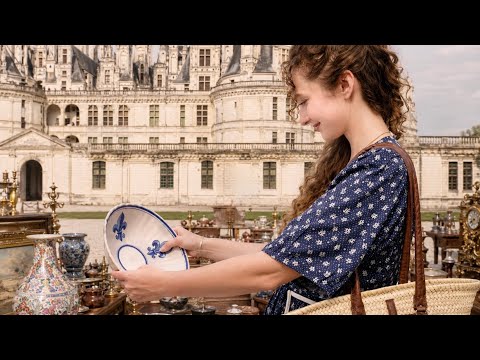 Antique Shopping at France's Largest Château 🇫🇷