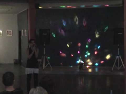 Veronika Dosedělová ,,Na příchod antikrista´´  Apetit 02/2010