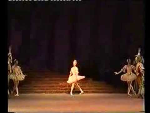 Avrora's appearance. Nina Kaptsova in "The Sleeping Beauty".