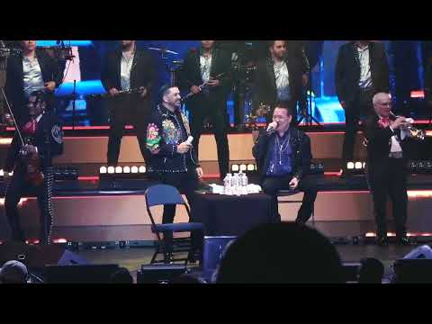 Caminos de Michoacan - Luis Angel "El Flaco" y Julio Preciado