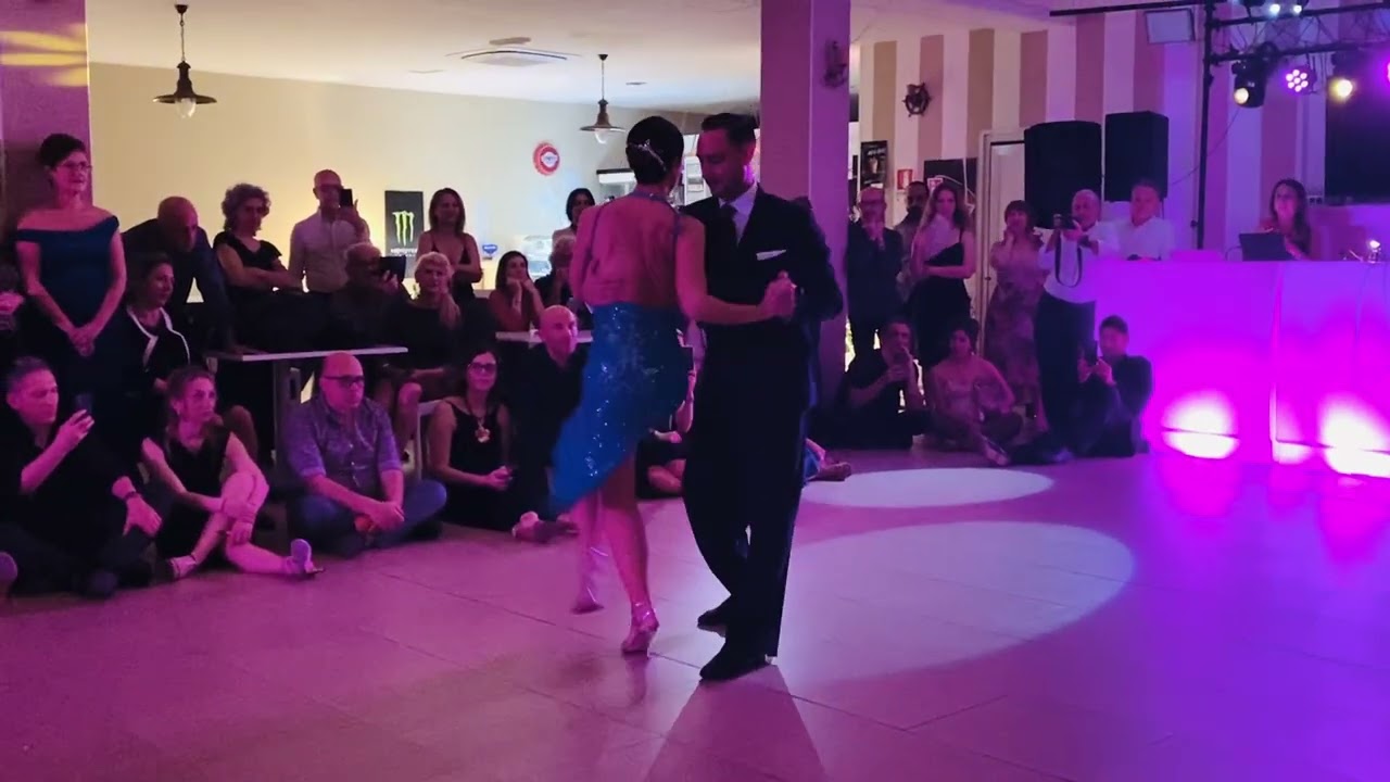 Fausto Carpino y Stephanie Fesnau -“Miedo" - Orquesta Juan D'Arienzo