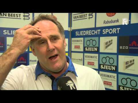 Appie Krijnsen na afloop van Sliedrecht Sport - Dynamo Apeldoorn