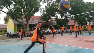 Download lagu NGAKAK! DETIK-DETIK BOLA VOLI KENA KAMERA. mp3