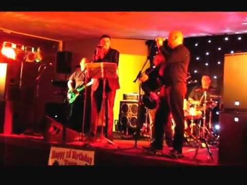 Tom Edis Singing at his 18th Birthday party with the Beat Robbers Band