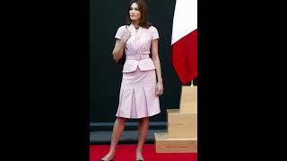 Carla Bruni First Lady of France Style. #fashion #shorts