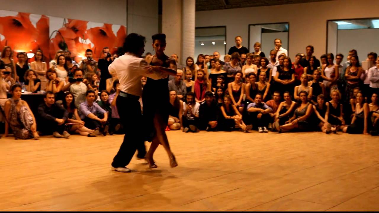 GastonTorelli - Moira Castellano 1/4