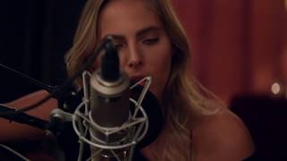 Makers Mark &amp; You by Lauren Jenkins, Live @ Sioux Sioux