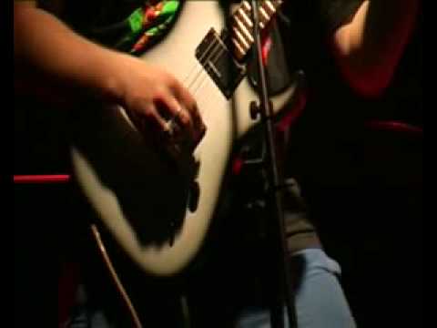 Zotrwačnosť - ZOTRWAČNOSŤ - samoEMOvražda