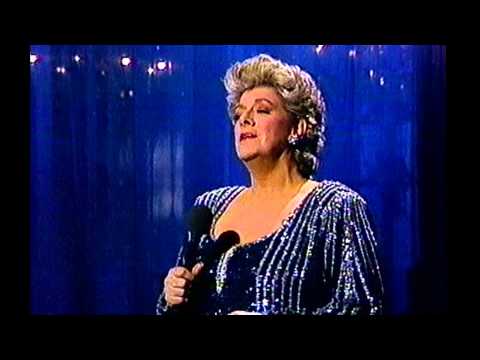 ROSEMARY CLOONEY SINGS "WHEN OCTOBER GOES"