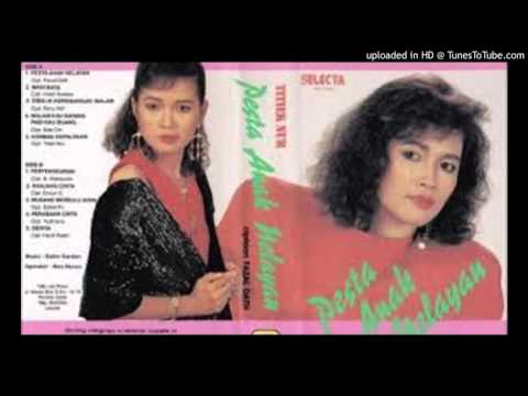 Titiek Nur - Sebotol Minuman