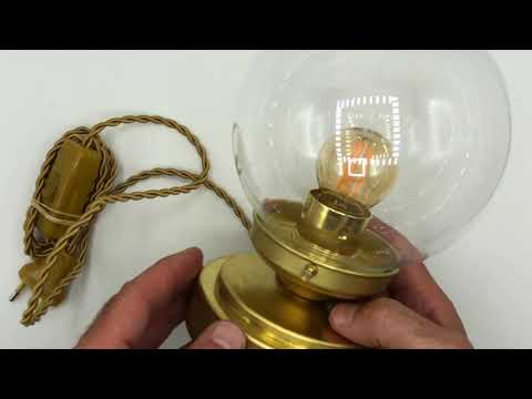 Cómo fabricar una lámpara de mesa estilo Art Deco