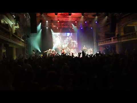 Alkehol - Nechte vlajky vlát (Alkehol 30 let - Praha Lucerna)