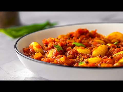 Indian Garlic Curry Recipe: Vegan, Spicy, and So Easy