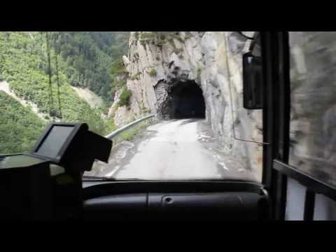 Montée à Derborence en car postal