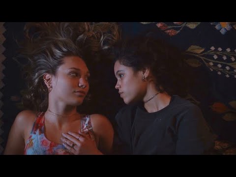 The Fallout kiss scene || Mia & Vada