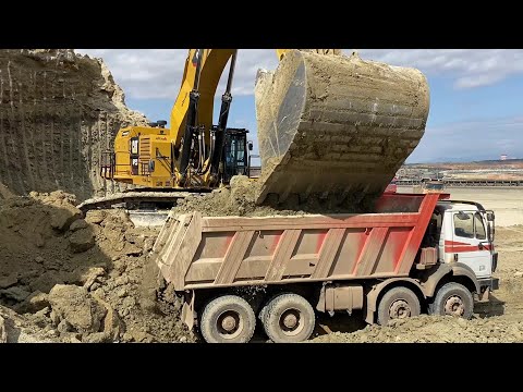 Huge Caterpillar 6015B Excavator Loading Trucks With Only Two Passes - Sotiriadis Mining Works