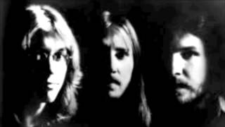 America &quot;Sister Golden Hair&quot;