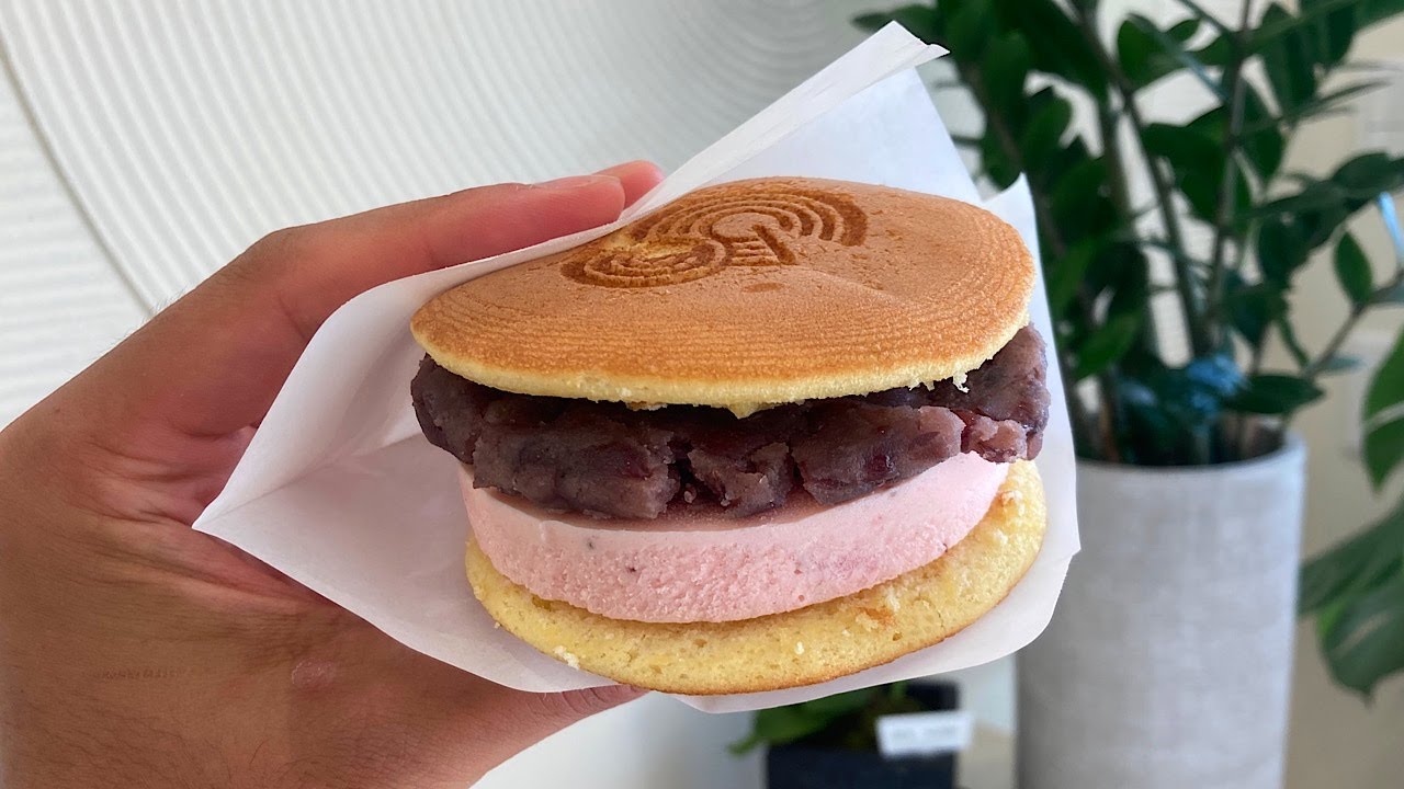 Japanese Sweets ’Dorayaki' with Red Bean Jam | GO GO COFFEE KYOTO