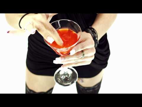 CHYNAMAN - THE LLAMA SONG OFFICIAL MUSIC VIDEO