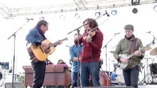 The Infamous Stringdusters Live From 4 Peaks Music Festival- Let Me Know