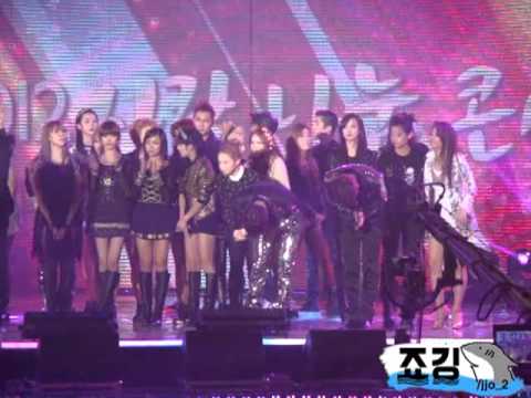 121111 동방신기 농심콘서트 무대 후