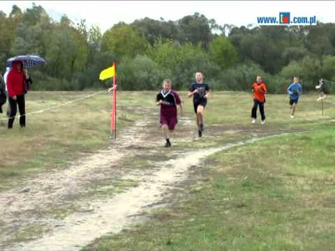 Powiatowe eliminacje w indywidualnych biegach przełajowych Małkinia Górna 11 10 2011