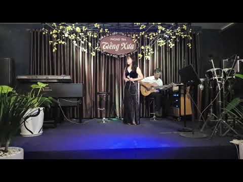 Thể hiện bởi Hoài Mỹ