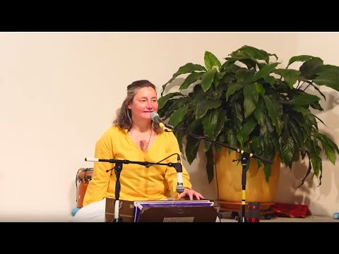 Satsang - Kirtan, Mantra und Arati mit Katyayani - Yoga Vidya Ashram Live, 11.02.2022, 07:00 Uhr