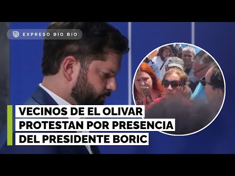 La protesta de vecinos de El Olivar contra Boric a 2 años del megaincendio: dicen que "se escapó"