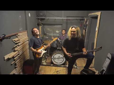 nikhara surreal studio rehearsal