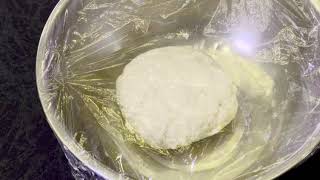 【牛油果蟹皇配蔥油餅】