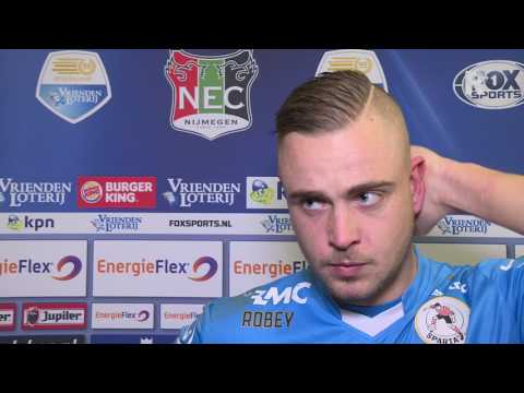 Roy Kortsmit na afloop van NEC - Sparta