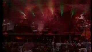 Runrig - live in loch lomond - tear down these walls