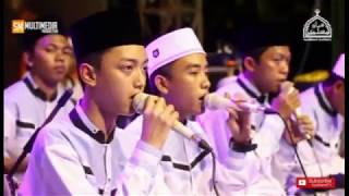 Download lagu Annabi Shollu Alaih - Gus Azmi dan Hafidzul Ahkam. mp3