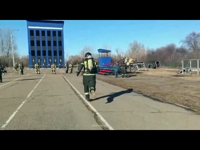 В Иркутске прошли соревнования по функциональному пожарному многоборью