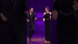 Download lagu chalo ishq ladaye #govinda #rabinatandan #uditnarayan #shorts mp3