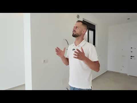 Seaview Apartment for Sale in Saranda – Panorama Street, Just Steps from the Sea